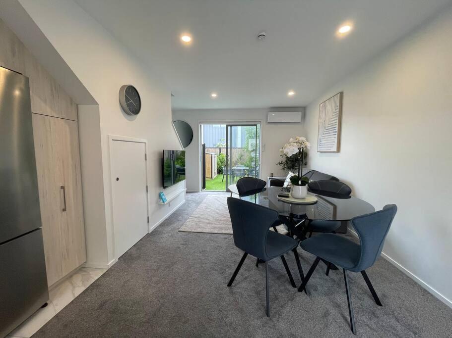Parkside Retreat - 3 Beds -Sleeps 6 Near Westfield Villa Christchurch Exterior photo